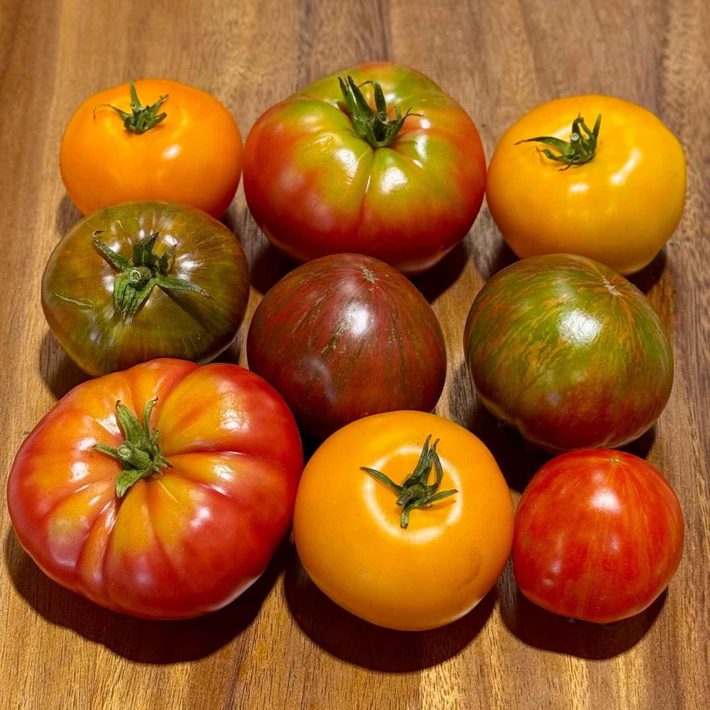 Mixed Heirloom Tomatoes - 1 lb